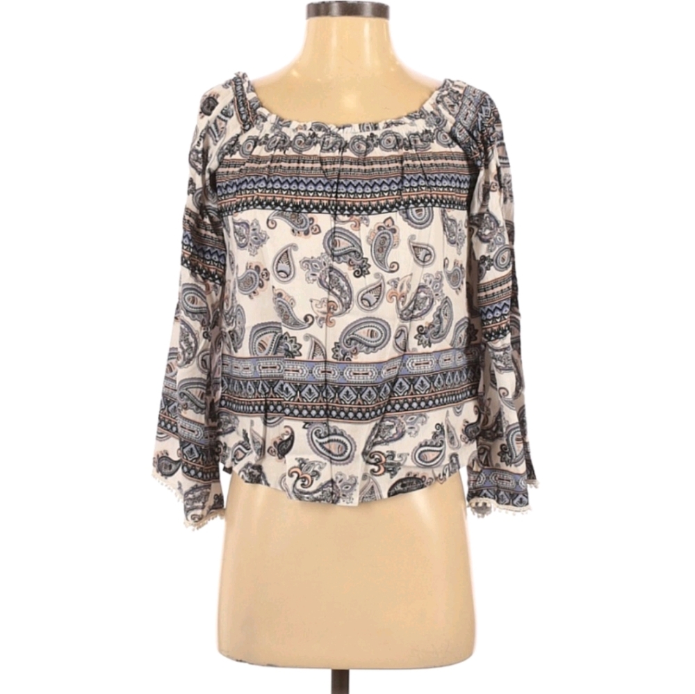 Flowy cropped bell sleeve blouse